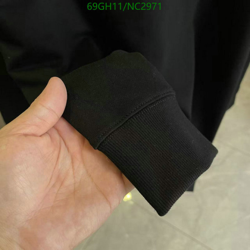 LV-Clothing Code: NC2971 $: 69USD