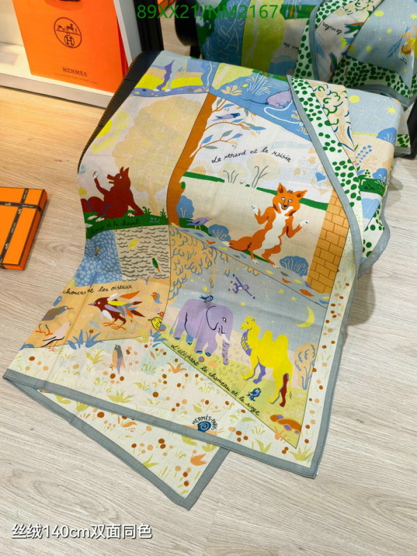 Hermes-Scarf Code: NM2167 $: 89USD