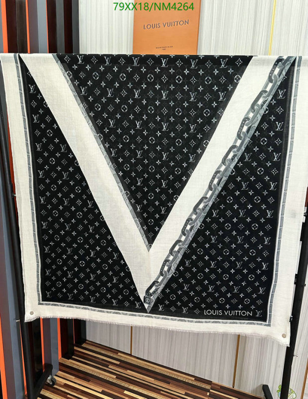 LV-Scarf Code: NM4264 $: 79USD