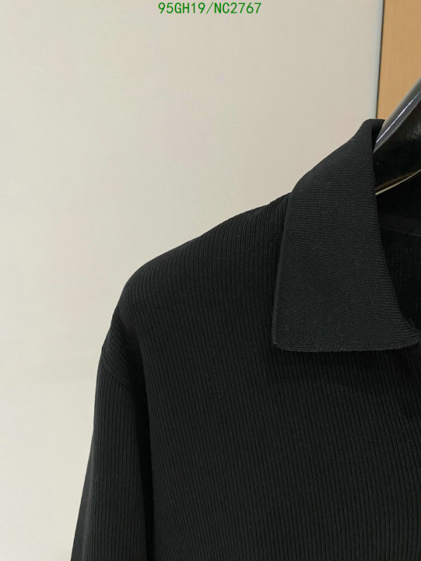 Burberry-Clothing Code: NC2767 $: 95USD