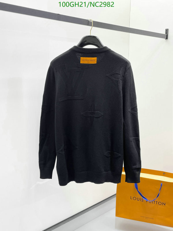 LV-Clothing Code: NC2982 $: 100USD