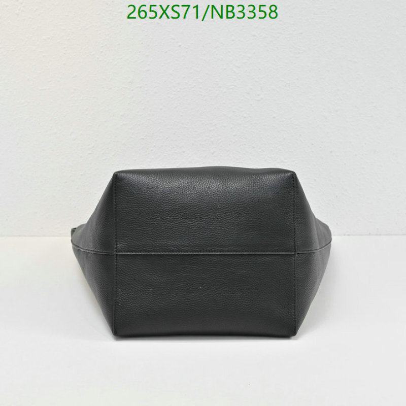 The Row-Bag-Mirror Quality Code: NB3358