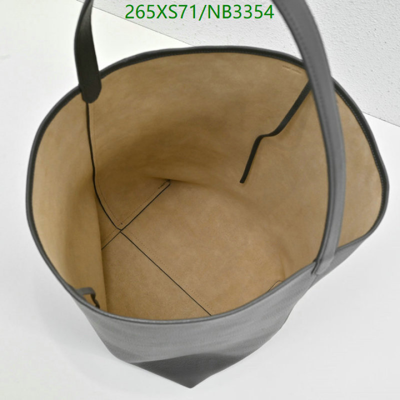 The Row-Bag-Mirror Quality Code: NB3354