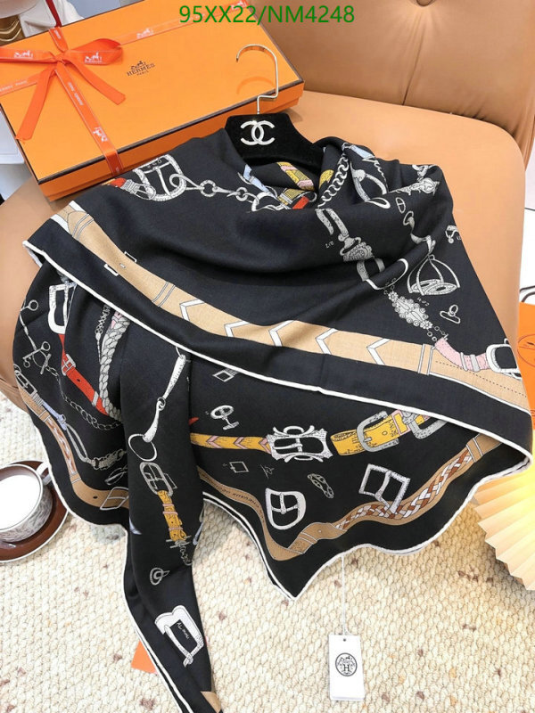 Hermes-Scarf Code: NM4248 $: 95USD