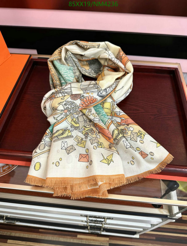 Hermes-Scarf Code: NM4236 $: 85USD