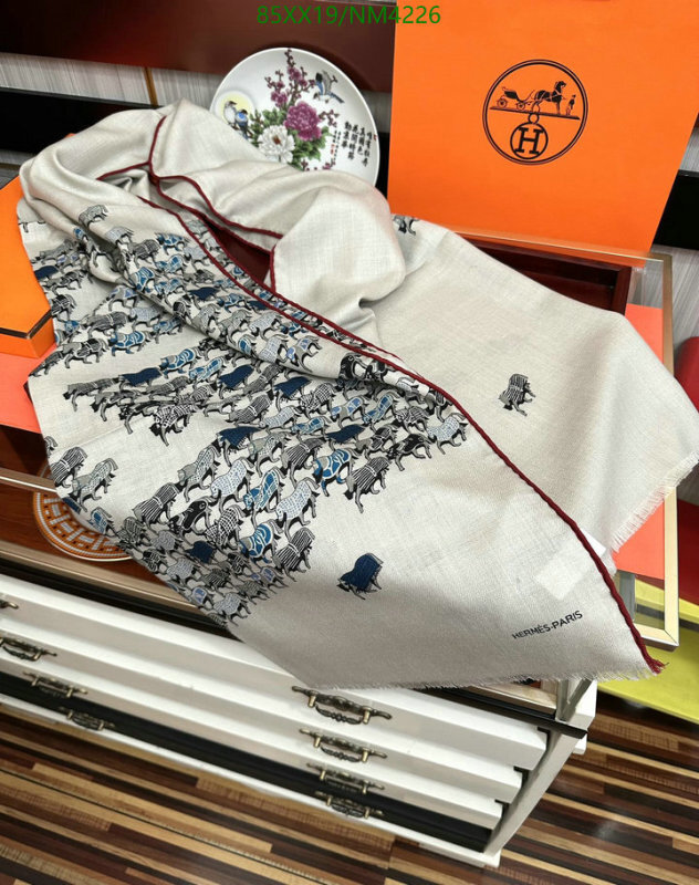 Hermes-Scarf Code: NM4226 $: 85USD