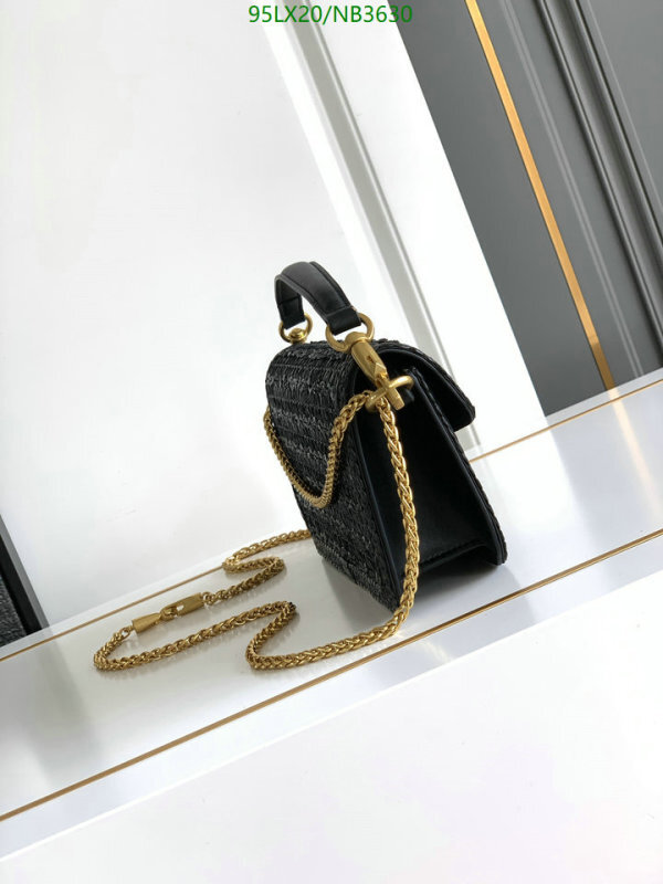 Valentino-Bag-4A Quality Code: NB3630 $: 95USD