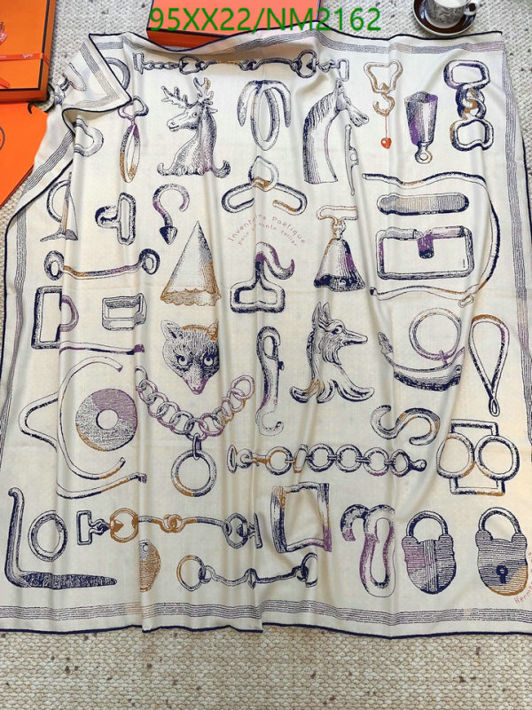 Hermes-Scarf Code: NM2162 $: 95USD