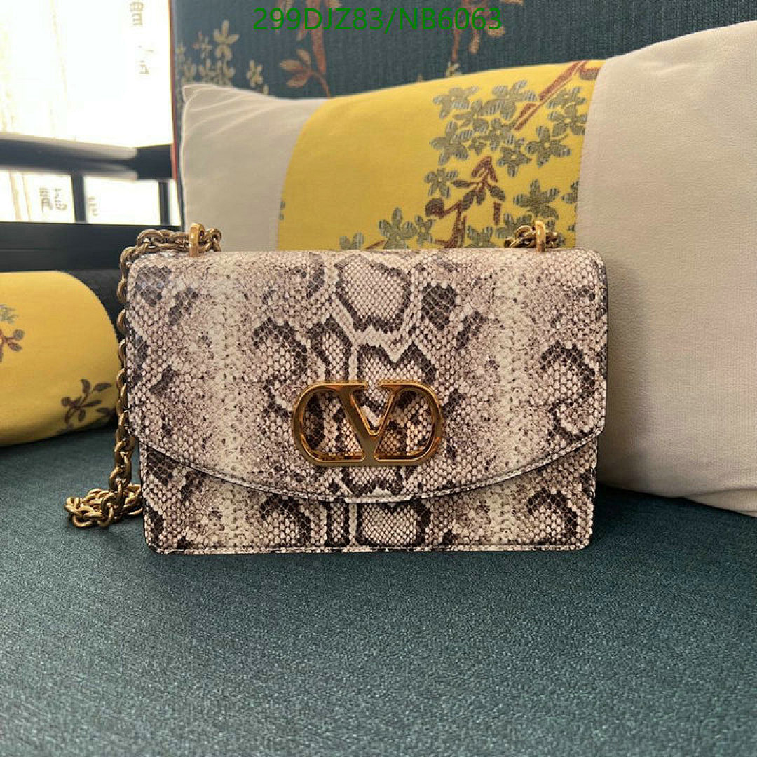 Valentino-Bag-Mirror Quality Code: NB6063 $: 299USD