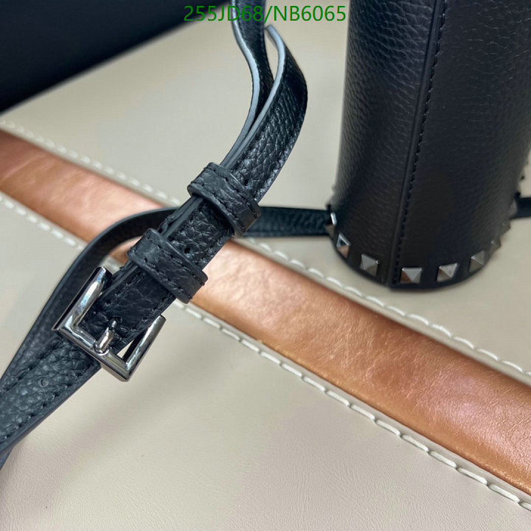 Valentino-Bag-Mirror Quality Code: NB6065 $: 255USD