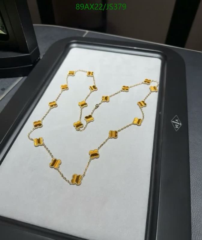 Van Cleef & Arpels-Jewelry Code: JS379 $: 89USD