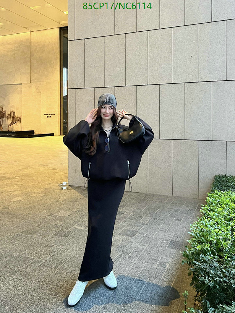 MIUMIU-Clothing Code: NC6114 $: 85USD