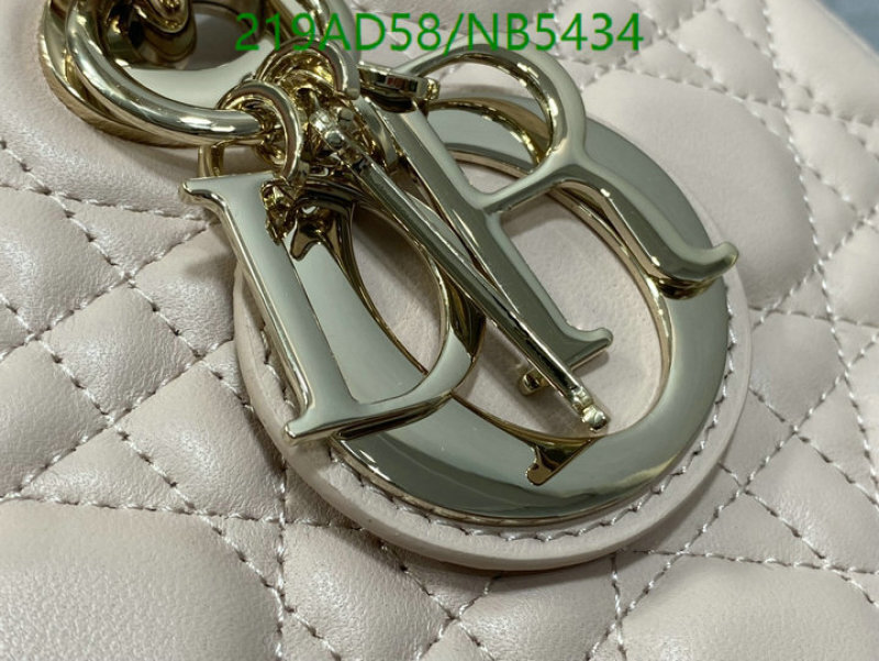 Dior-Bag-Mirror Quality Code: NB5434 $: 219USD