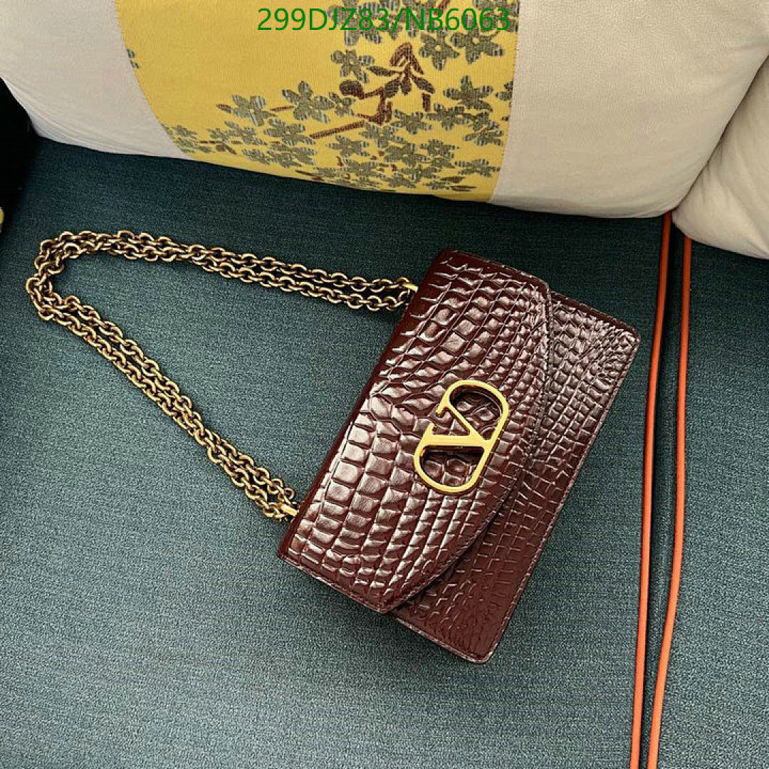 Valentino-Bag-Mirror Quality Code: NB6063 $: 299USD