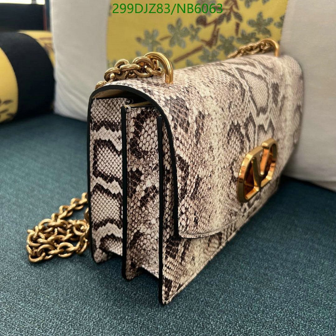 Valentino-Bag-Mirror Quality Code: NB6063 $: 299USD