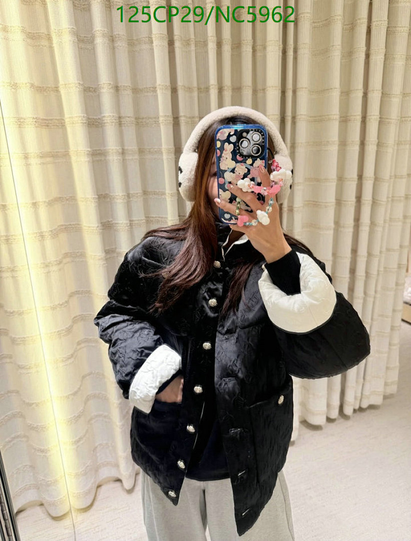 Chanel-Clothing Code: NC5962 $: 125USD