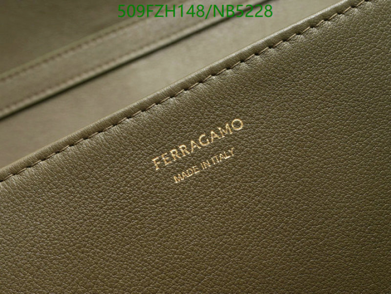 Ferragamo-Bag-Mirror Quality Code: NB5228 $: 509USD