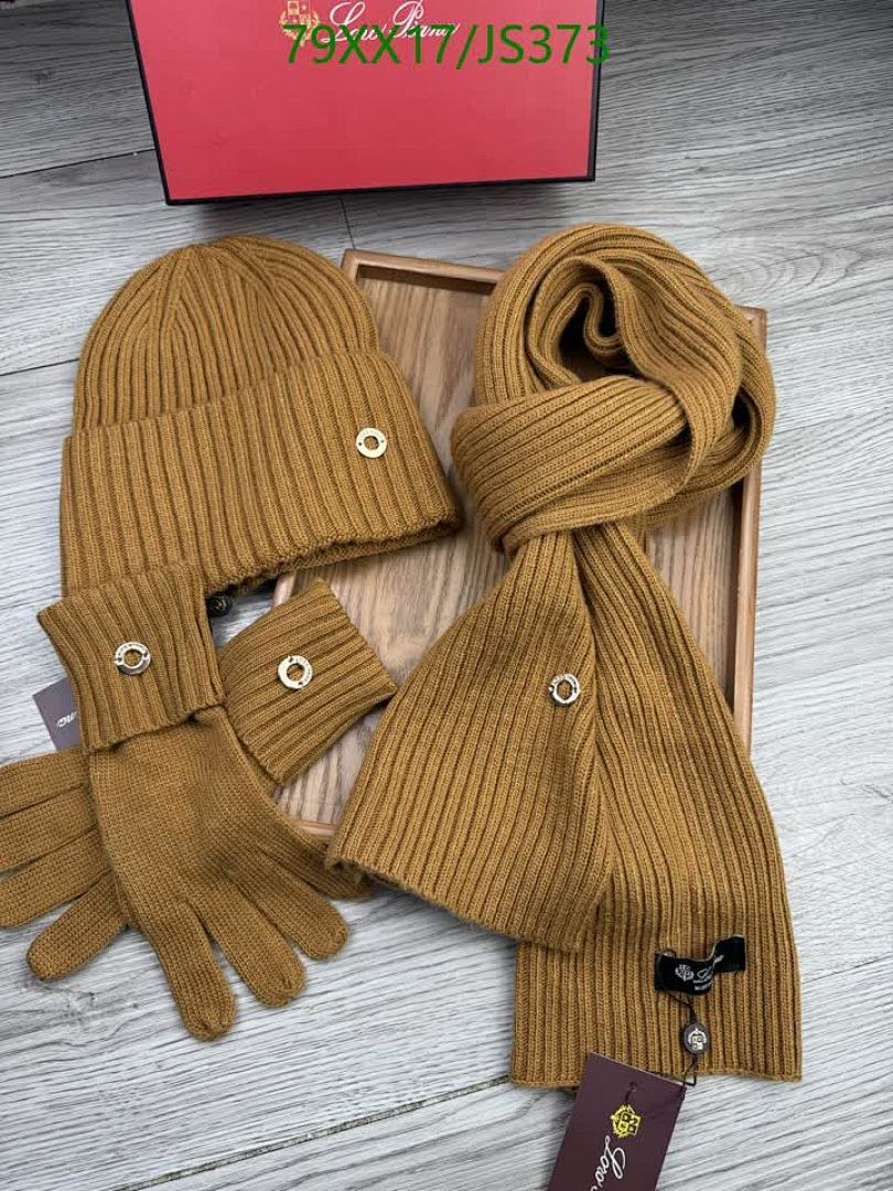 Loro Piana-Scarf Code: JS373 $: 79USD