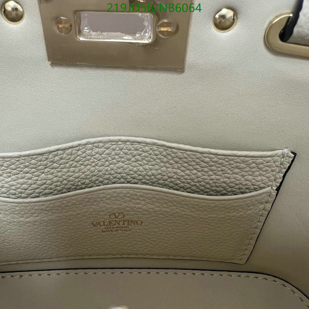Valentino-Bag-Mirror Quality Code: NB6064 $: 219USD