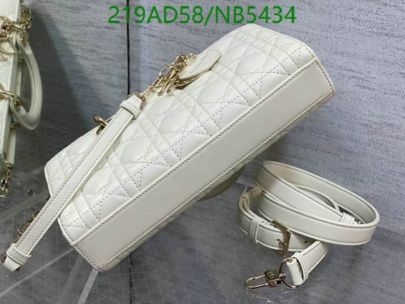 Dior-Bag-Mirror Quality Code: NB5434 $: 219USD