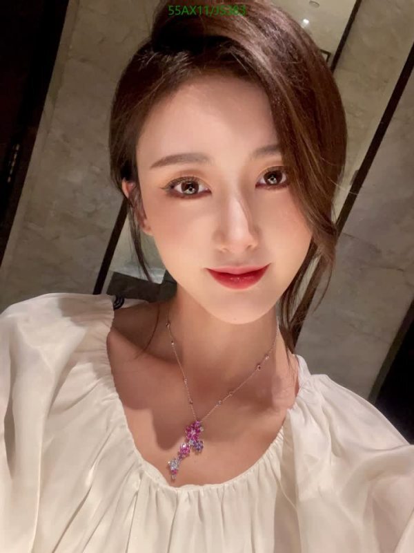 Van Cleef & Arpels-Jewelry Code: JS383 $: 55USD