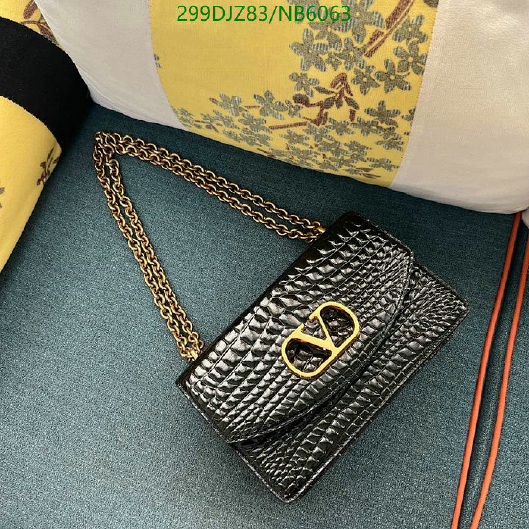 Valentino-Bag-Mirror Quality Code: NB6063 $: 299USD