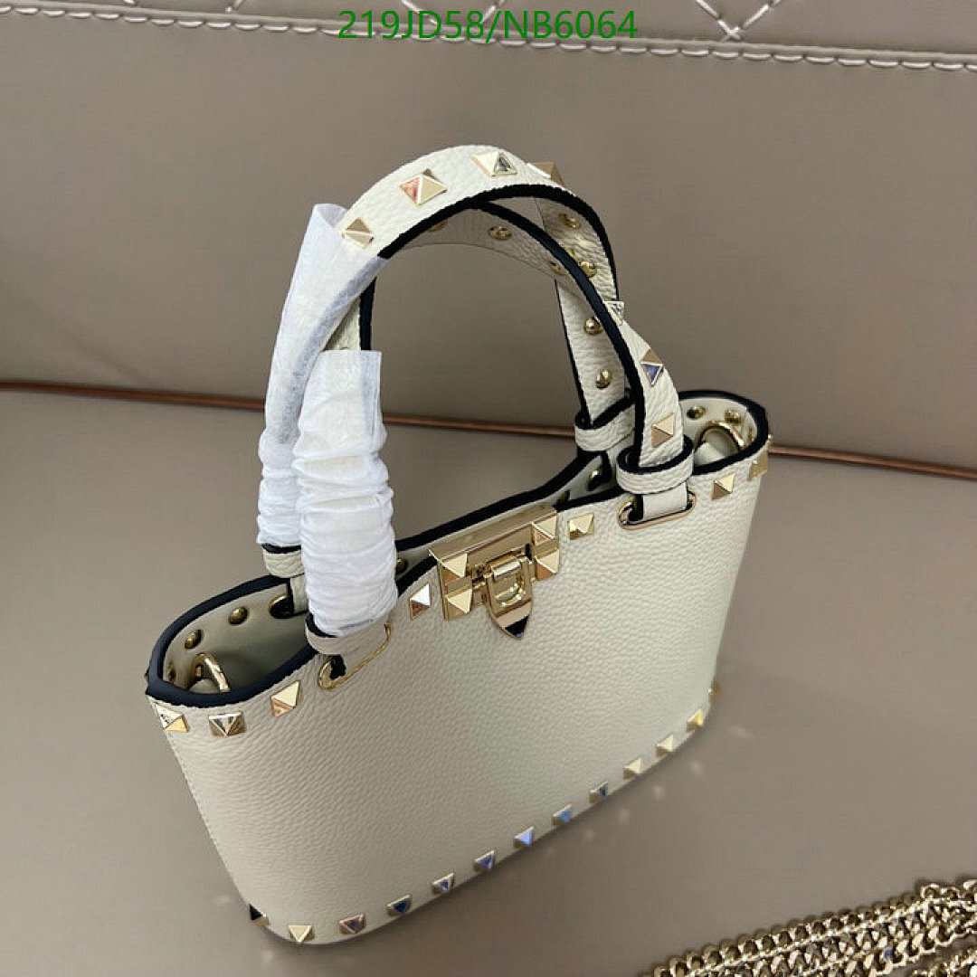 Valentino-Bag-Mirror Quality Code: NB6064 $: 219USD