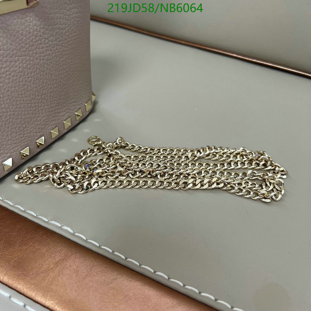 Valentino-Bag-Mirror Quality Code: NB6064 $: 219USD