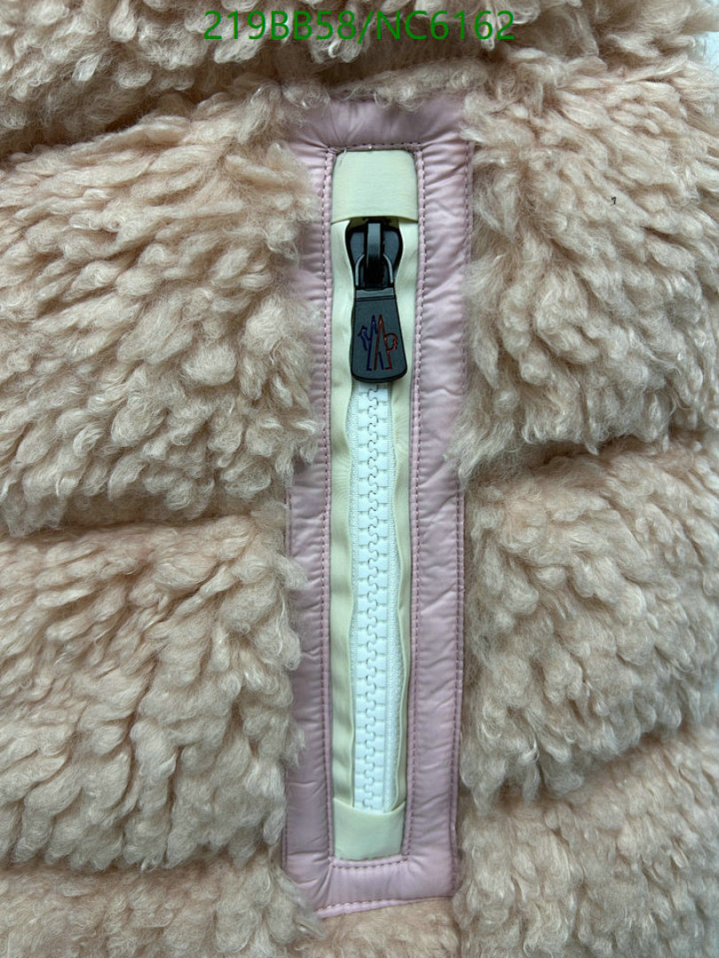 Moncler-Down jacket Women Code: NC6162 $: 219USD