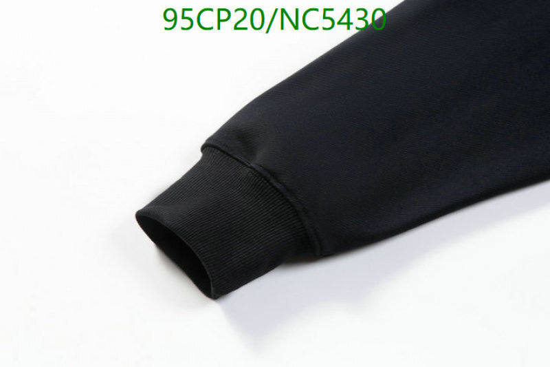 Burberry-Clothing Code: NC5430 $: 95USD