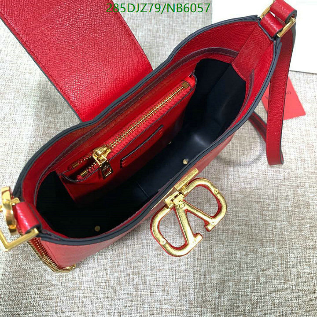 Valentino-Bag-Mirror Quality Code: NB6057 $: 285USD