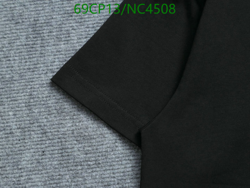 Burberry-Clothing Code: NC4508 $: 69USD