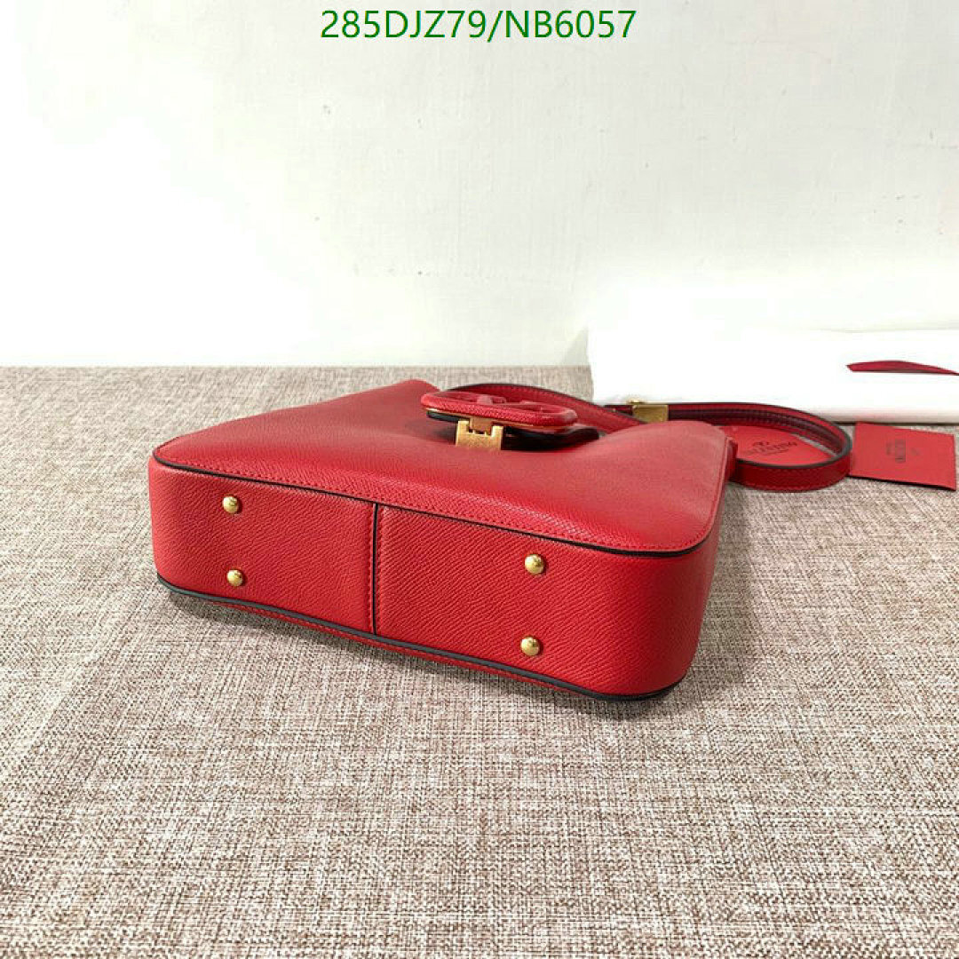 Valentino-Bag-Mirror Quality Code: NB6057 $: 285USD