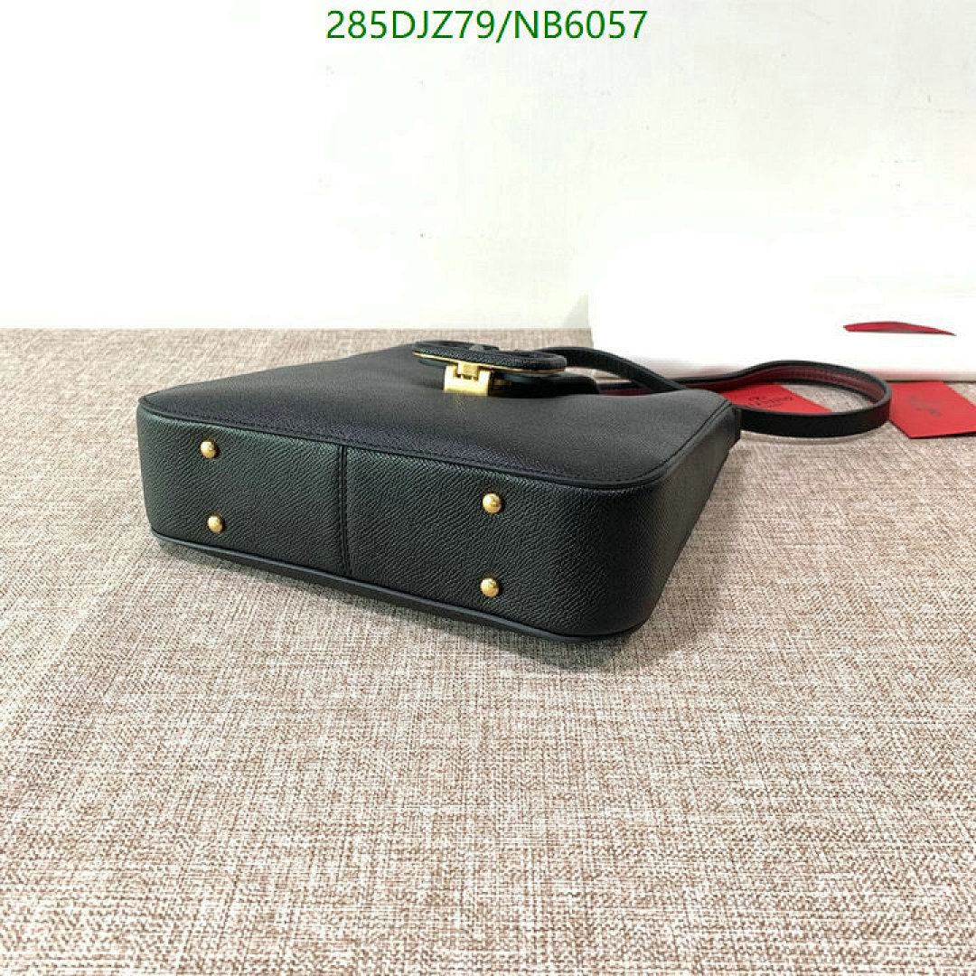 Valentino-Bag-Mirror Quality Code: NB6057 $: 285USD