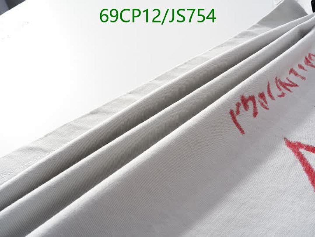 Balenciaga-Clothing Code: JS754 $: 69USD