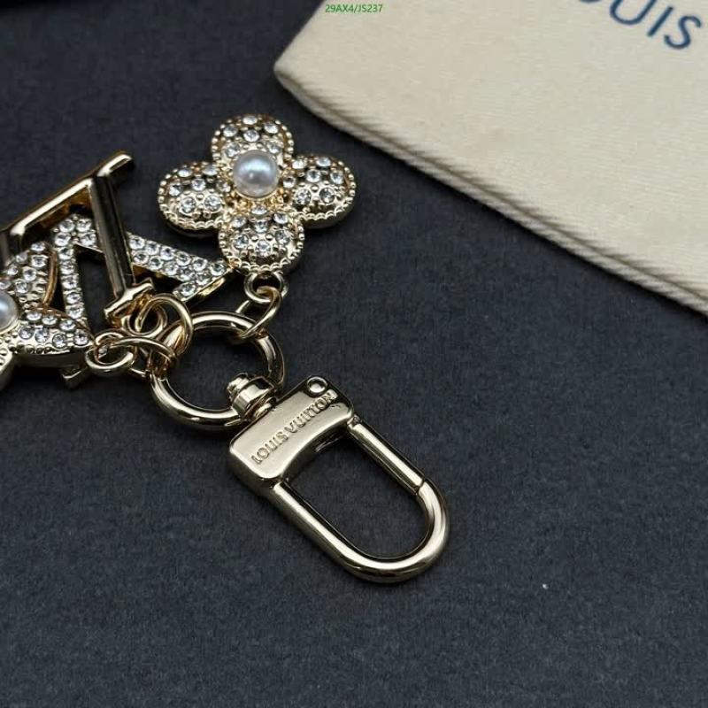 LV-Key pendant Code: JS237 $: 29USD