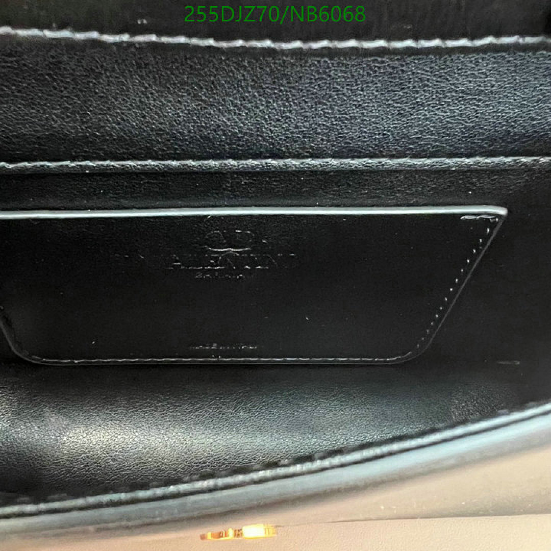 Valentino-Bag-Mirror Quality Code: NB6068 $: 255USD