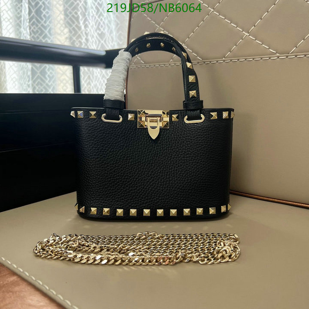 Valentino-Bag-Mirror Quality Code: NB6064 $: 219USD