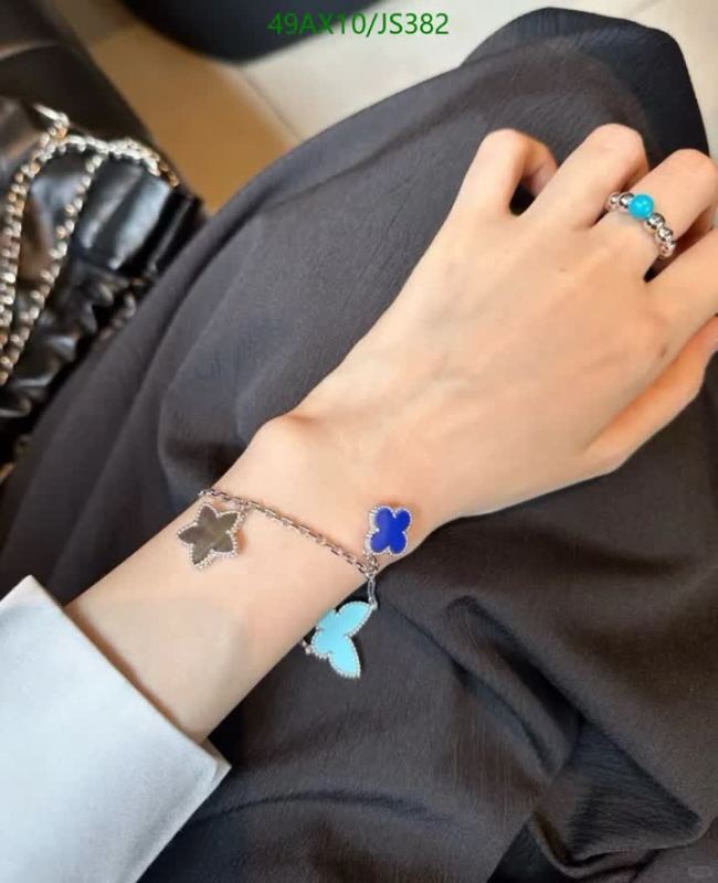 Van Cleef & Arpels-Jewelry Code: JS382 $: 49USD