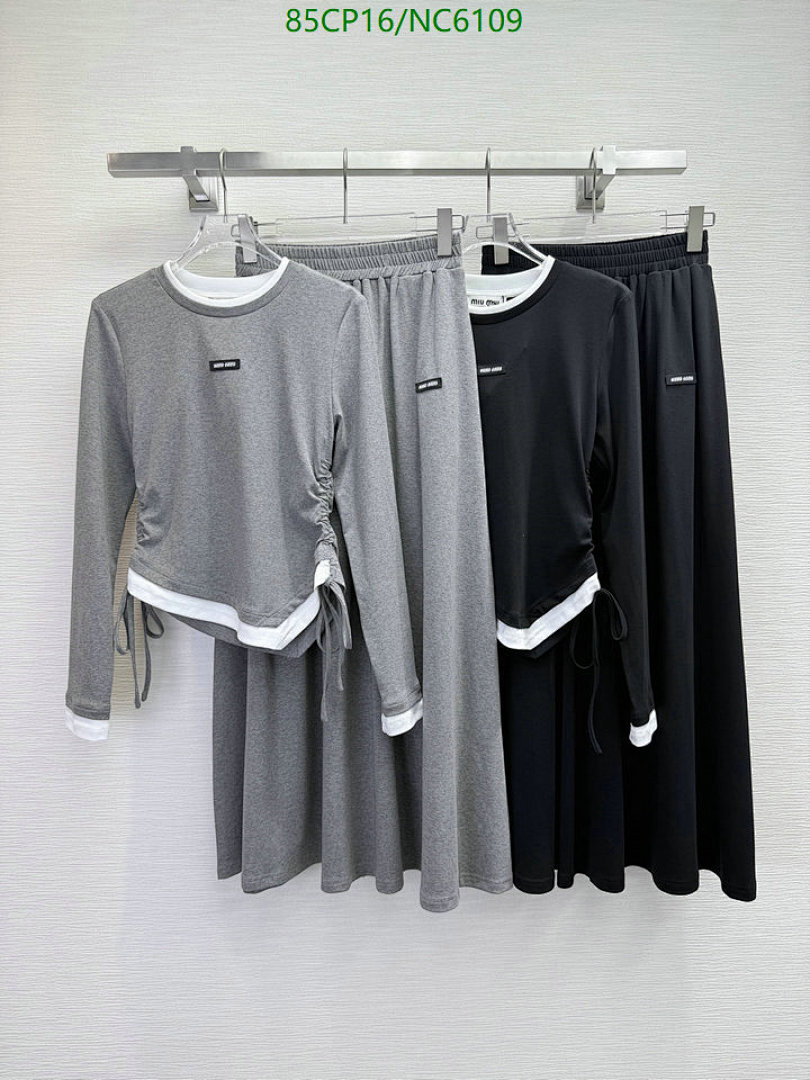 MIUMIU-Clothing Code: NC6109 $: 85USD