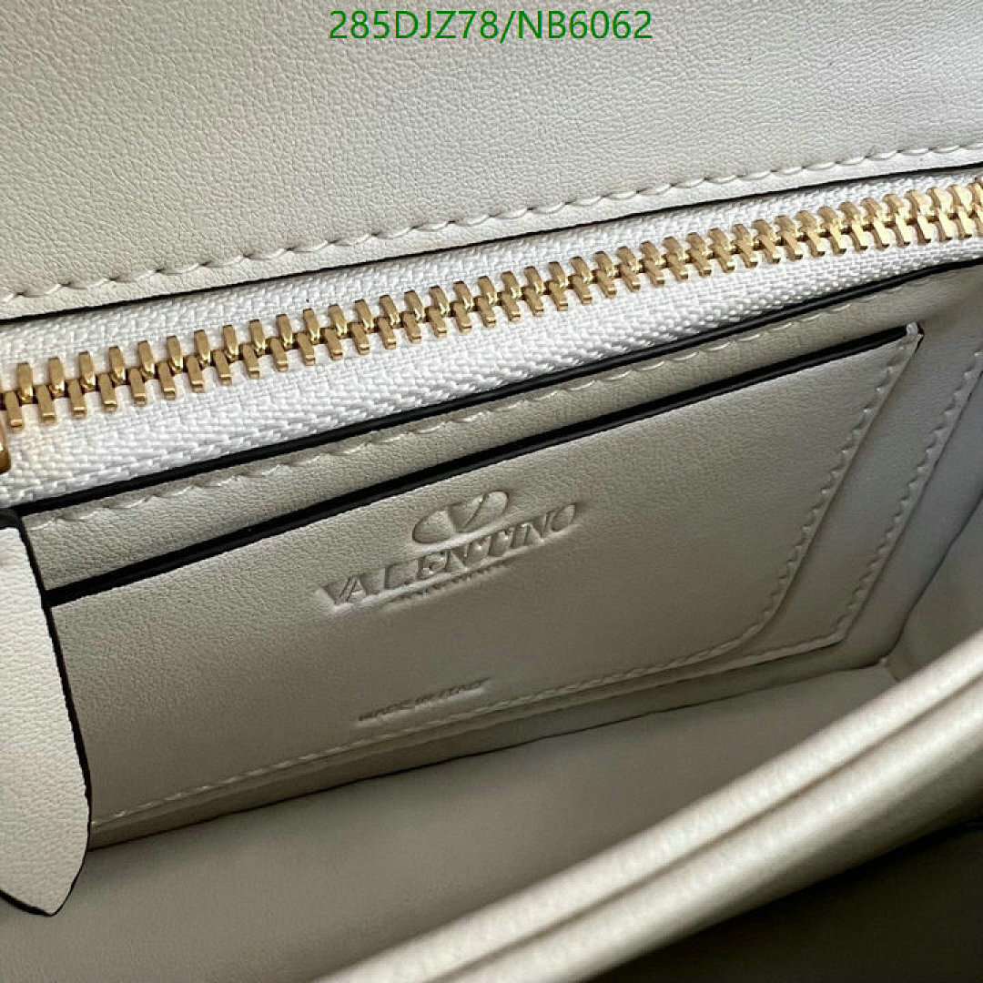 Valentino-Bag-Mirror Quality Code: NB6062 $: 285USD