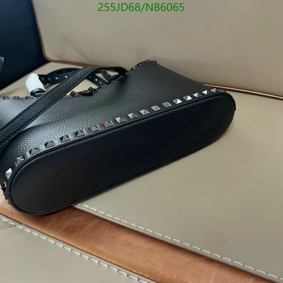 Valentino-Bag-Mirror Quality Code: NB6065 $: 255USD