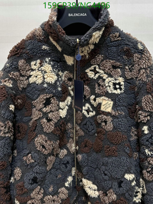 LV-Clothing Code: NC4496 $: 159USD