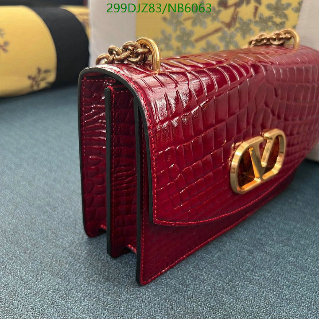 Valentino-Bag-Mirror Quality Code: NB6063 $: 299USD