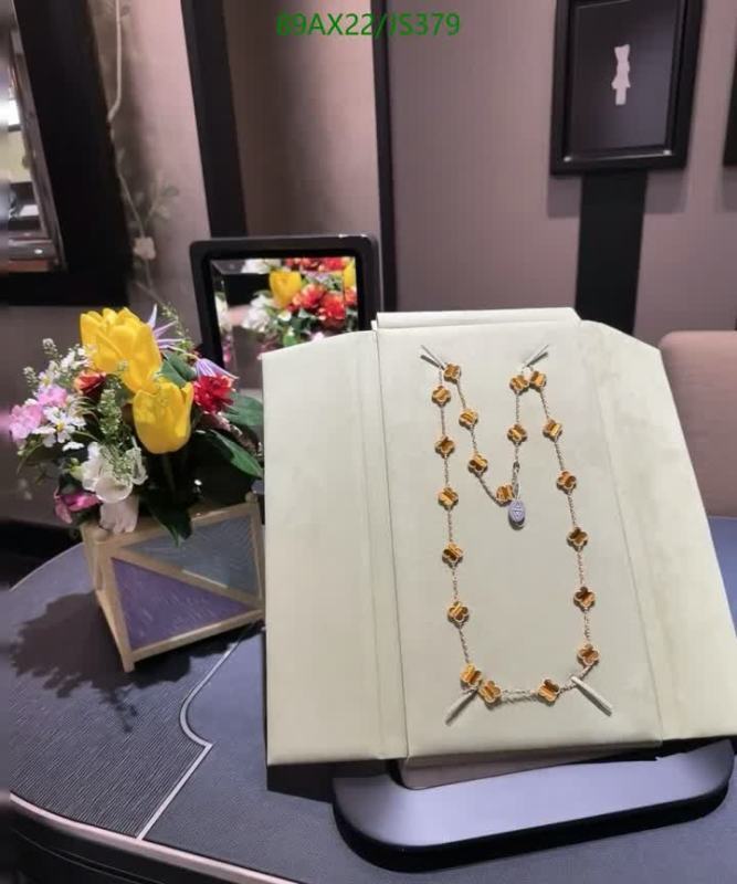 Van Cleef & Arpels-Jewelry Code: JS379 $: 89USD