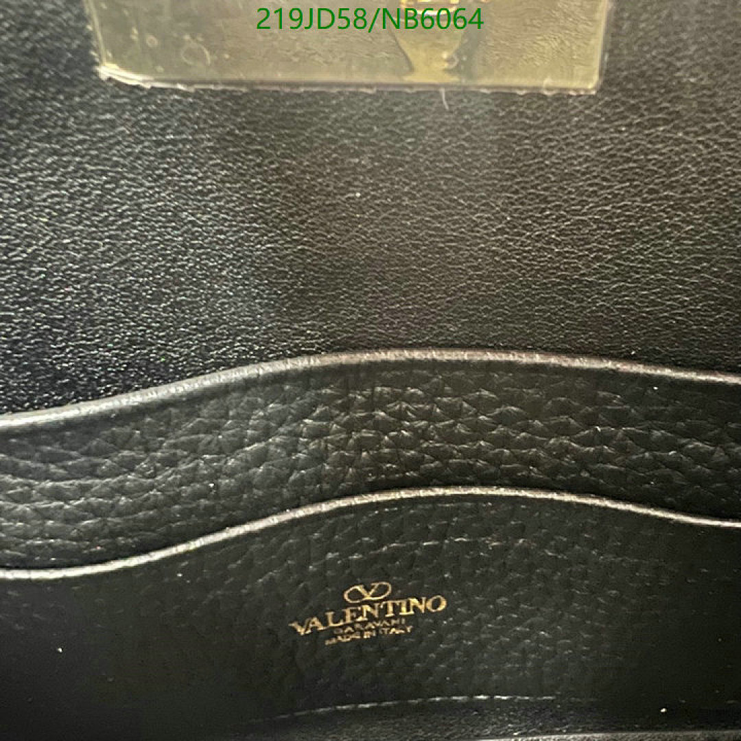 Valentino-Bag-Mirror Quality Code: NB6064 $: 219USD