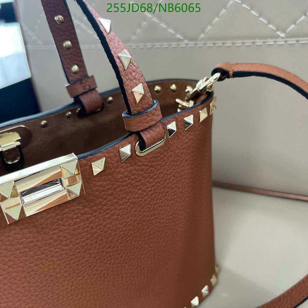Valentino-Bag-Mirror Quality Code: NB6065 $: 255USD