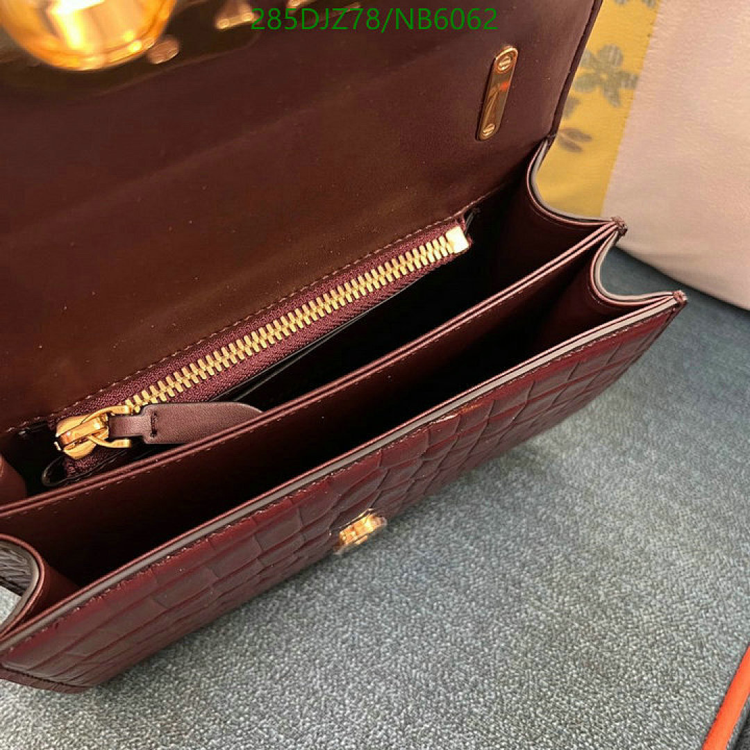 Valentino-Bag-Mirror Quality Code: NB6062 $: 285USD