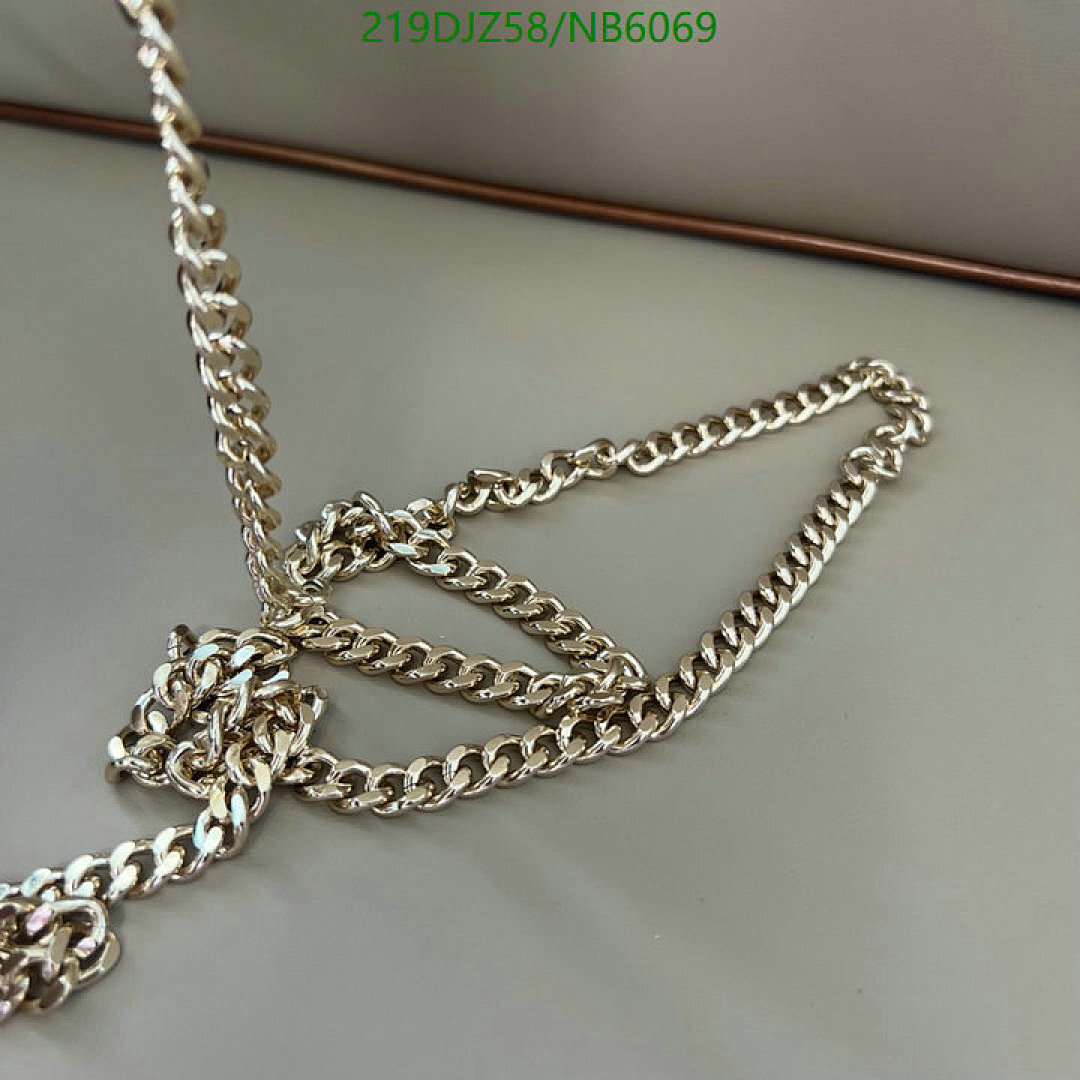 Valentino-Bag-Mirror Quality Code: NB6069 $: 219USD