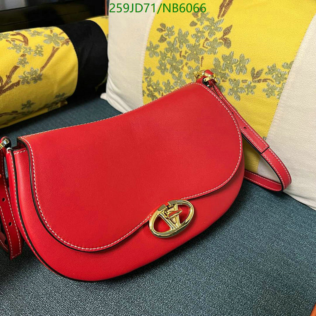 Valentino-Bag-Mirror Quality Code: NB6066 $: 259USD